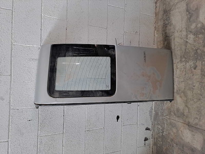 PORTA CARICO POST. A BATTENTE DX.