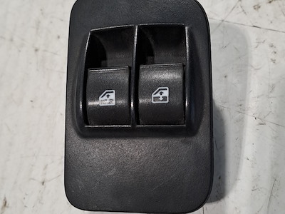INTERRUTTORE ALZACRISTALLI PORTA ANT. SX
