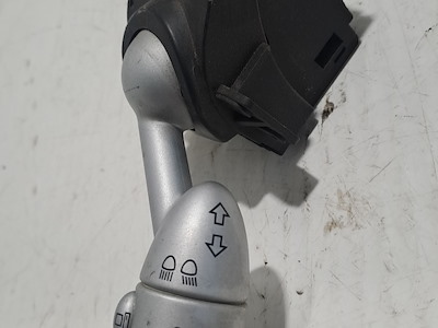 BLOCCO COMANDO VOLANTE LUCI  05>
