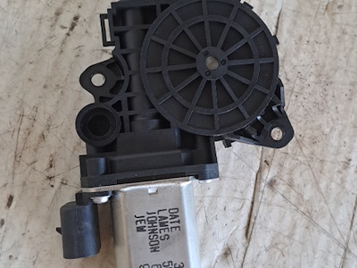 MOTORINO ALZACRISTALLO PORTA ANT. DX