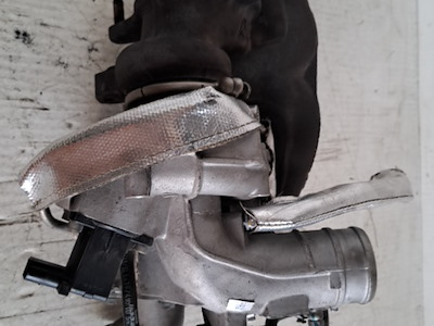 TURBOCOMPRESSORE C/COLLETTORE SCARICO ROTAZ.