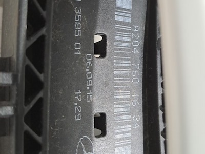 MANIGLIA PORTA ANT.   NERO METALLIZ. DX