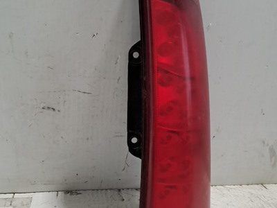 FANALE POST. PARTE SUP. DX