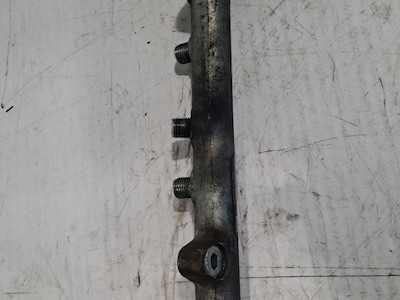 DISTRIBUTORE CARBURANTE