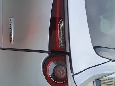 FANALE POST. PARTE EST.DX  C/GRUPPO ILLUMINAZIONE